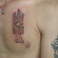 Татуировка в славянском стиле