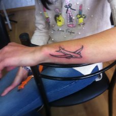 Татуировка "самолетик"